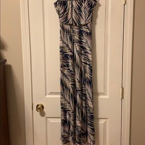 Ladies sz Med long strapless dress. NWOT